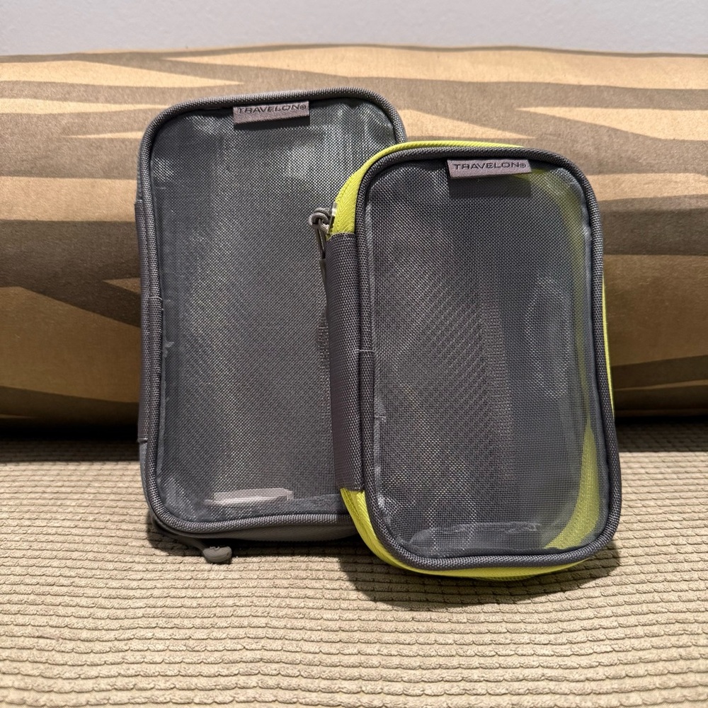 Travelon- set of 2 accessory packing squares - Picture 6 of 9